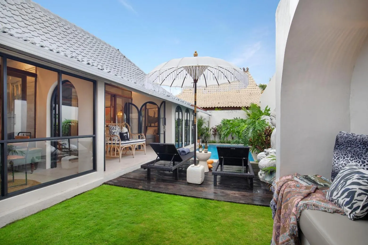 Batu Belig Canggu Beach House With Private Pool Villa Canggu (Bali)