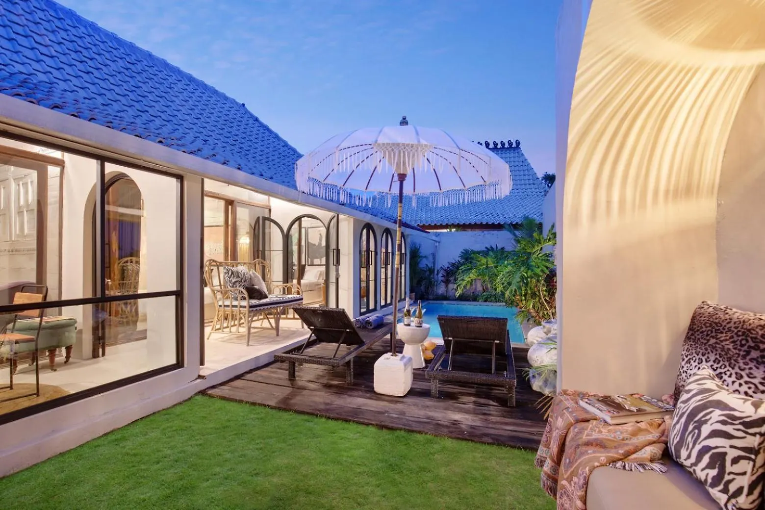 Villa Batu Belig Canggu Beach House With Private Pool