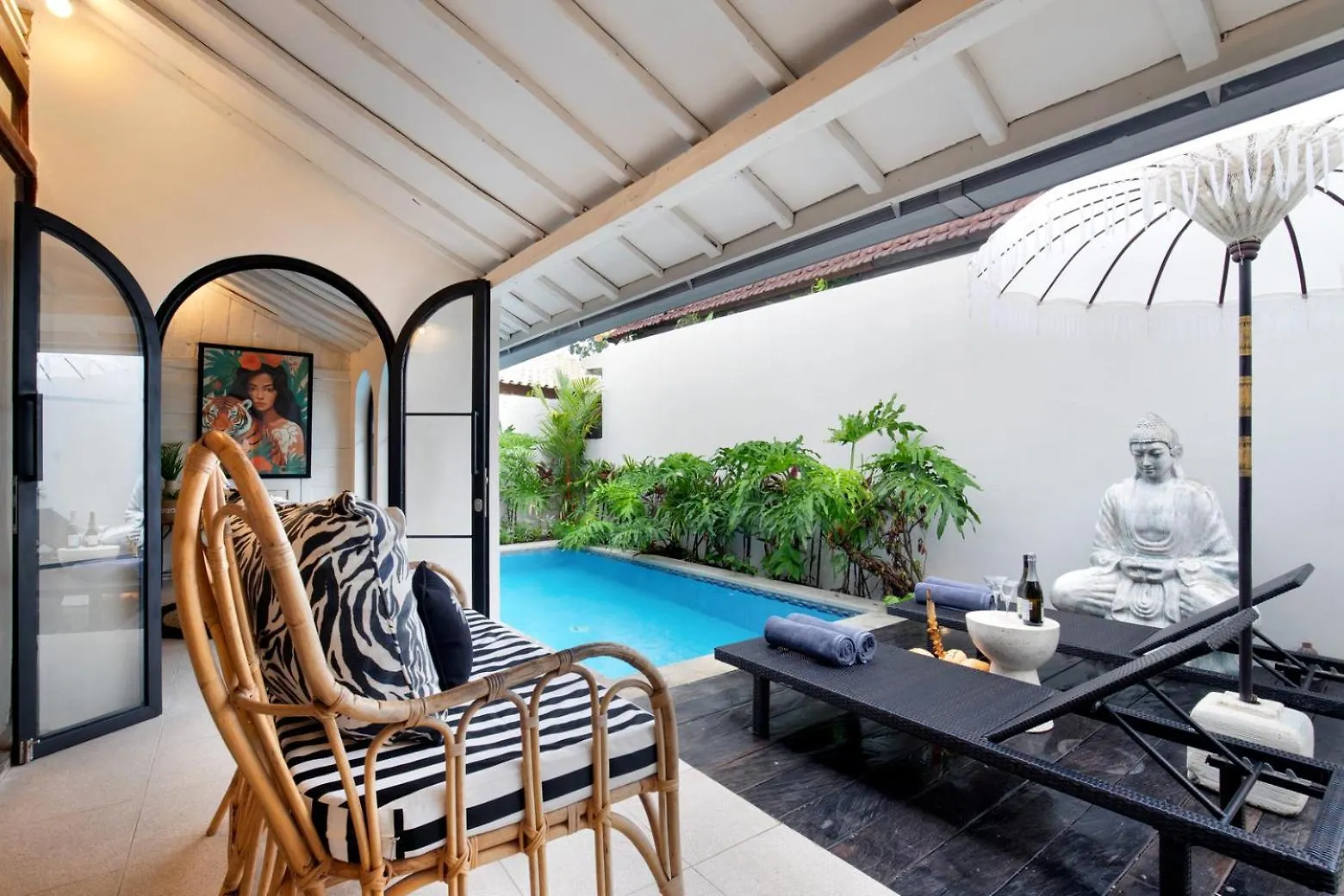 Batu Belig Canggu Beach House With Private Pool Villa Canggu (Bali)